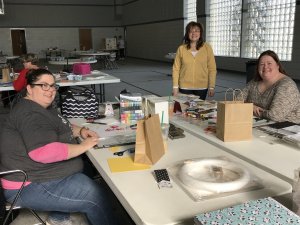 Winter 1-Day Crafting Retreat: Christy, Daphne & Linda